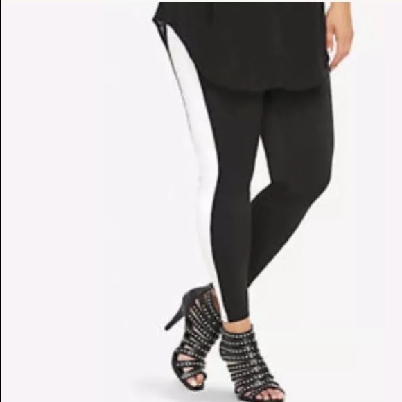 New BOGO TORRID plus size stretch leggings BUY ONE GET ONE FREE - Picture 1 of 4